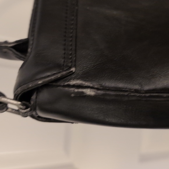 Mat & Nat Vegan Saddle Bag - Picture 7 of 9